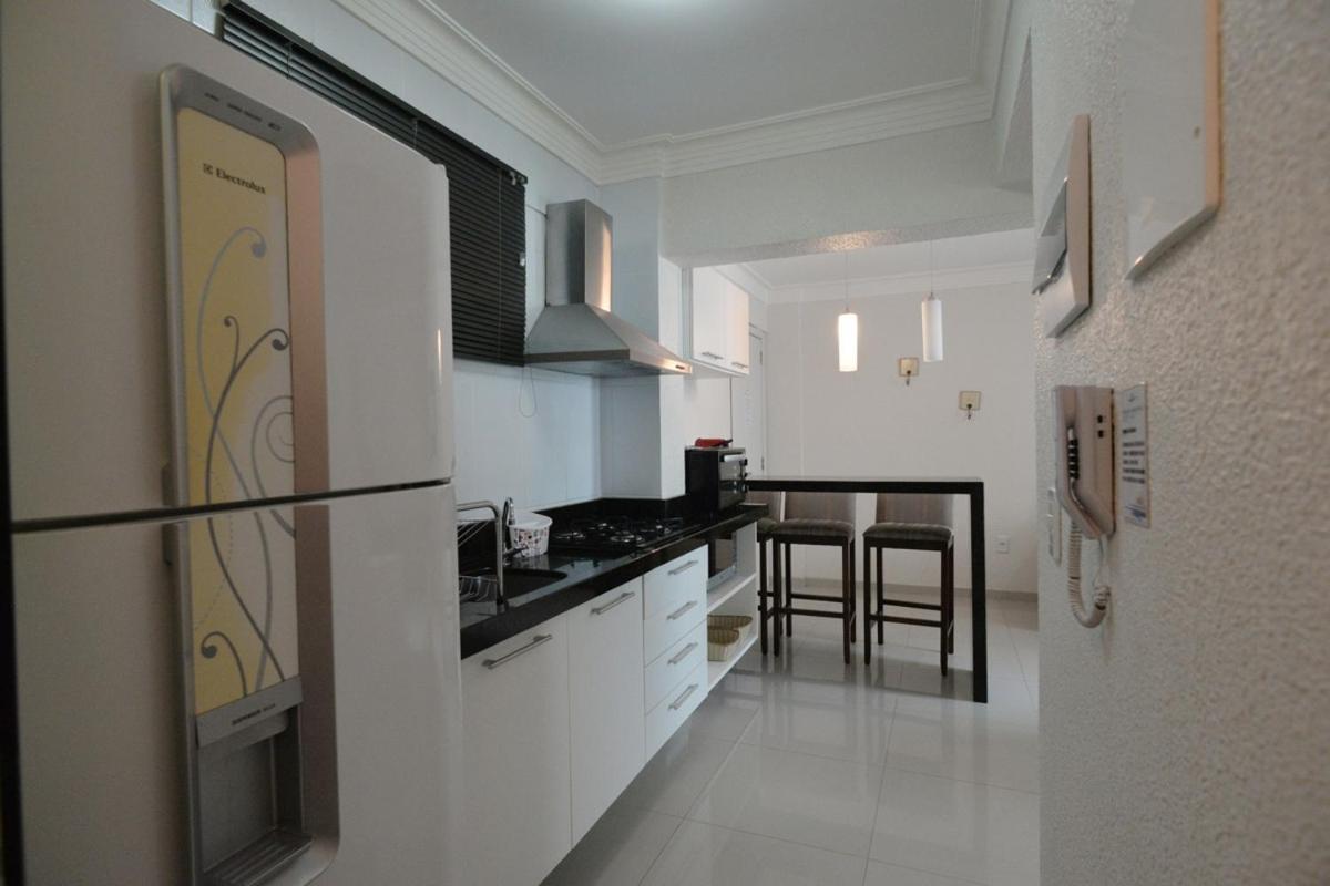 Apto Bombas Bombinha Summer 1,2,3,4 Privado Apartment Bombinhas