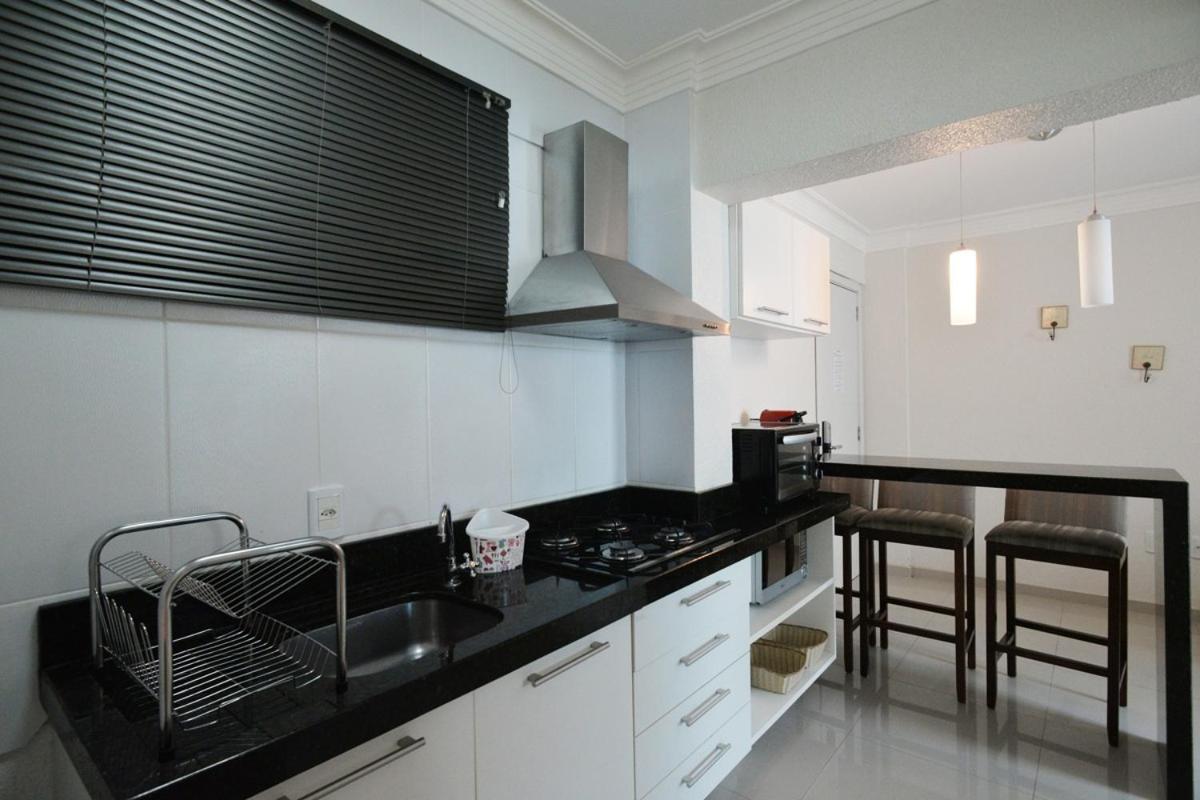 Apto Bombas Bombinha Summer 1,2,3,4 Privado Apartment Bombinhas
